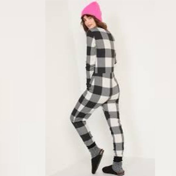 Printed Thermal-Knit One-Piece Pajamas Size Small - Picture 3 of 5
